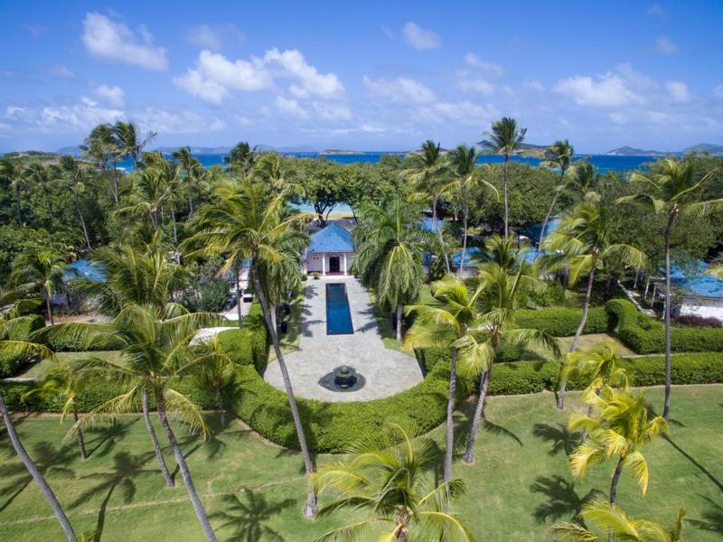 Jacaranda , L'Ansecoy Bay 