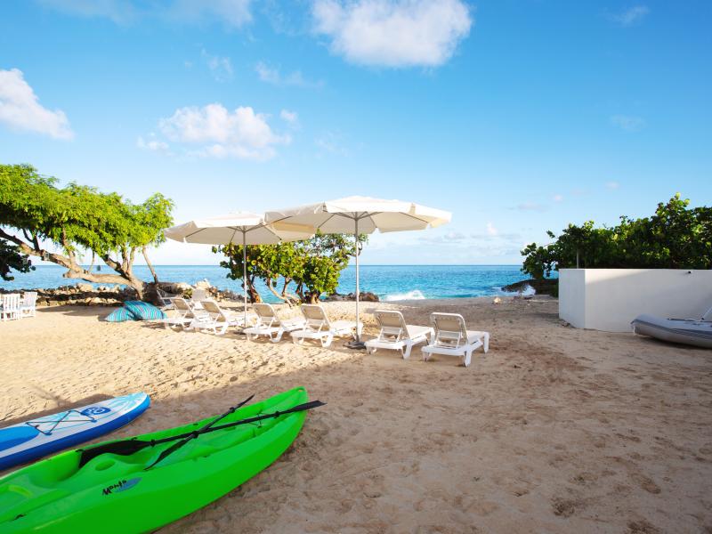 Sandcastle Beach House , Lime Stone Bay 