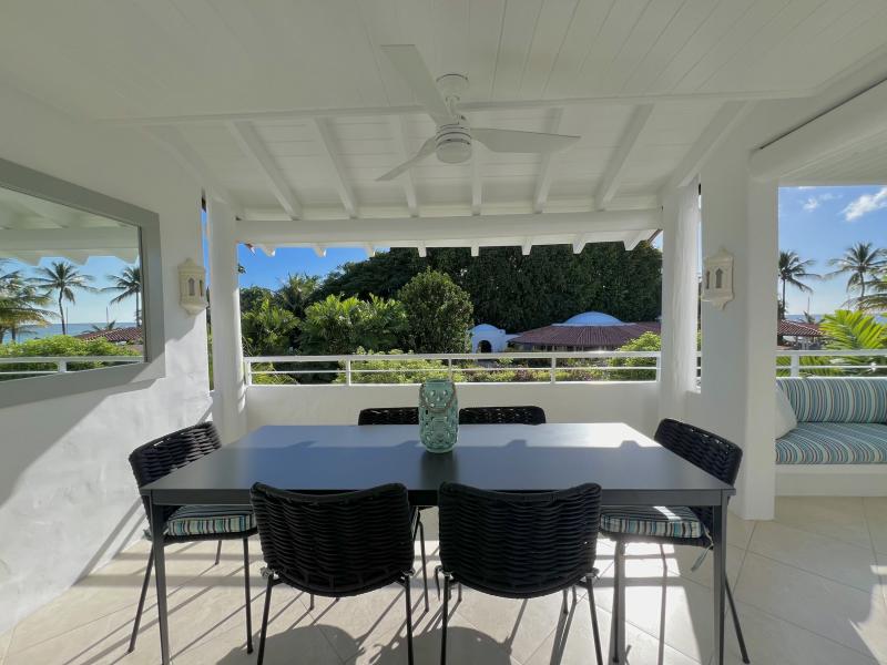 Glitter Bay 204 - Sea Men's Inn , Beachfront villas Barbados , Glitter Bay , Porters , St James , West Coast Barbados 