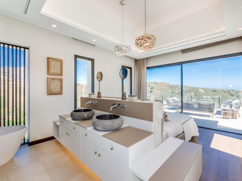 Running Waters , Benahavis , La Quinta , Marbella 