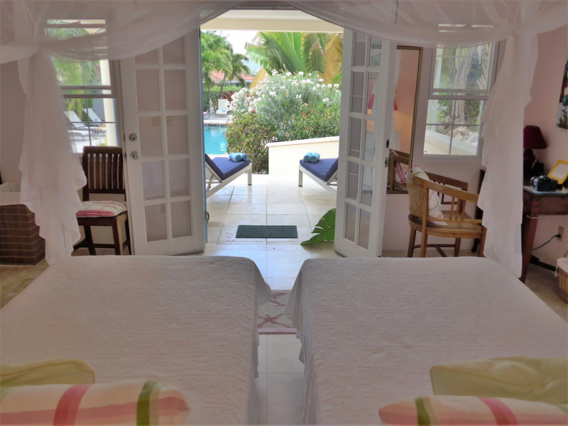 Bay House , Dieppe Bay 