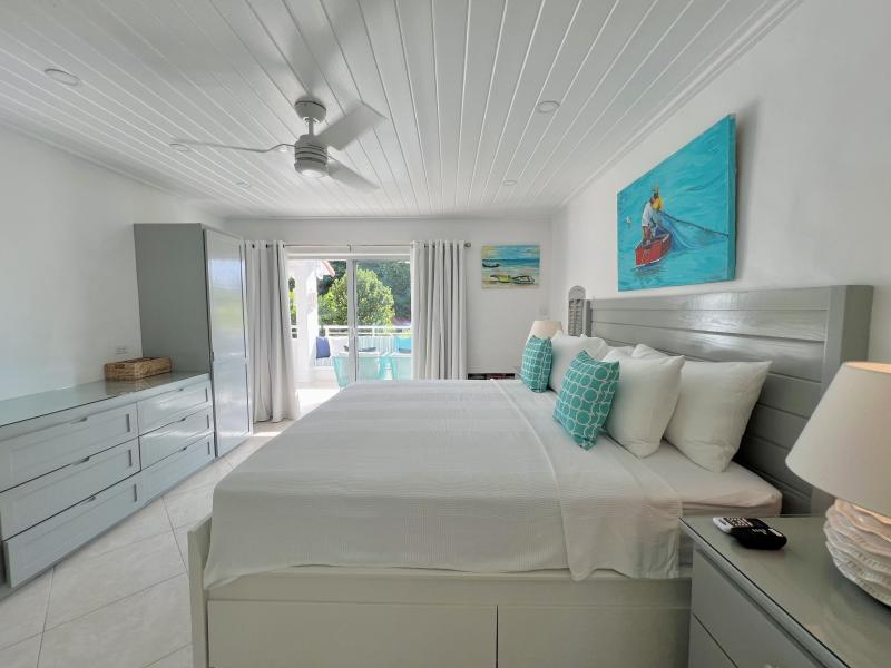 Glitter Bay 204 - Sea Men's Inn , Beachfront villas Barbados , Glitter Bay , Porters , St James , West Coast Barbados 