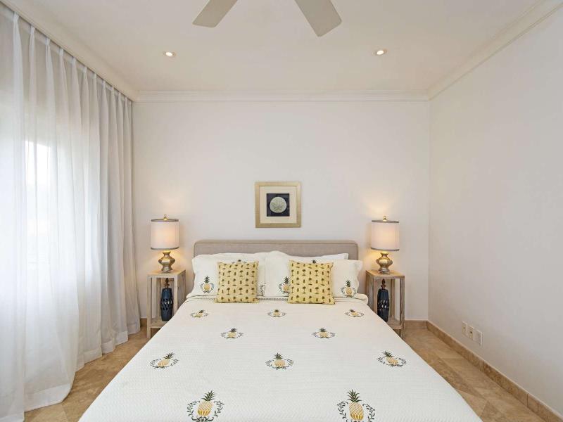 Sandy Cove 301 - beachfront , Beachfront villas Barbados , Prospect , Sandy Cove , St James , West Coast Barbados 