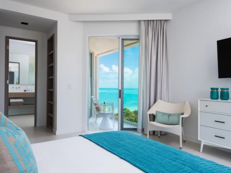 Villa Helios , Long Bay 