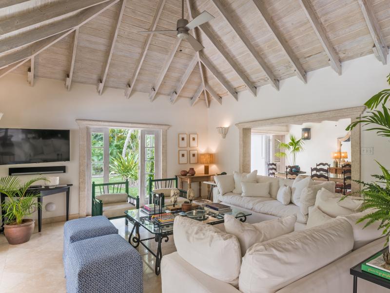 Sandy Lane Beach -Bluff House & Cottage , Beachfront villas Barbados , Sandy Lane Beach , Sandy Lane Estate , St James , West Coast Barbados 