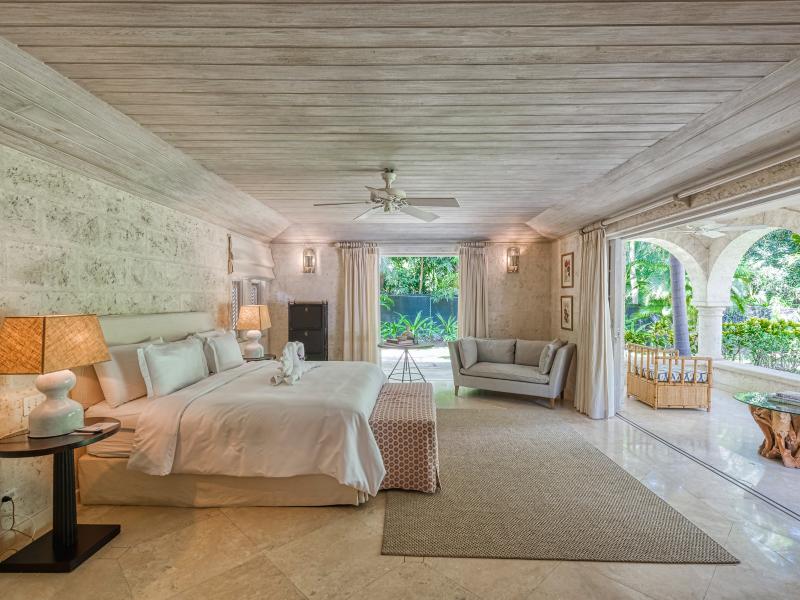 Sandy Lane Beach -Bluff House & Cottage , Beachfront villas Barbados , Sandy Lane Beach , Sandy Lane Estate , St James , West Coast Barbados 