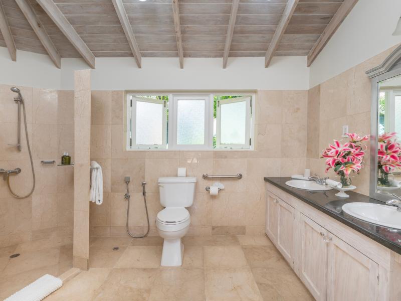 Queen's Fort Pavilion , Queens Fort 