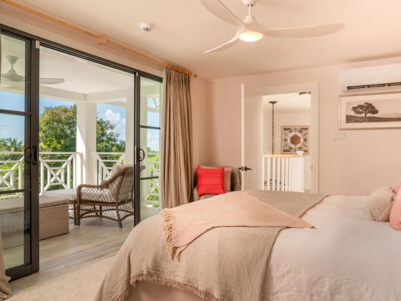 Seastar House and Cottage , 