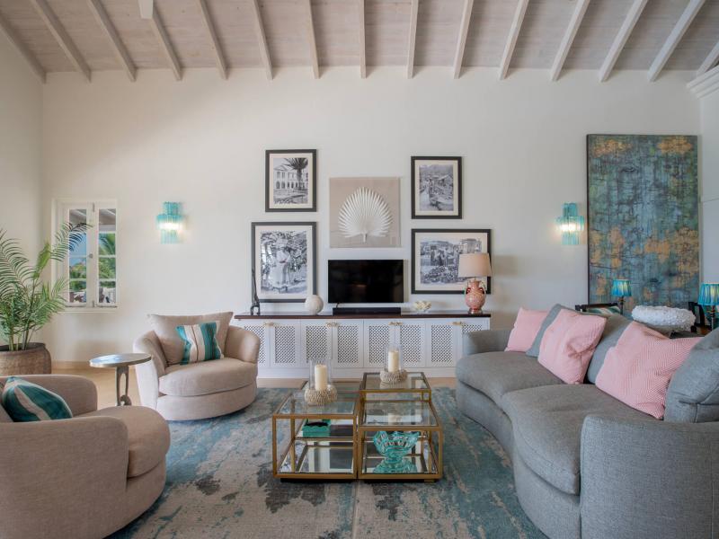 Villa Aquilae , Lower Carlton , St James 