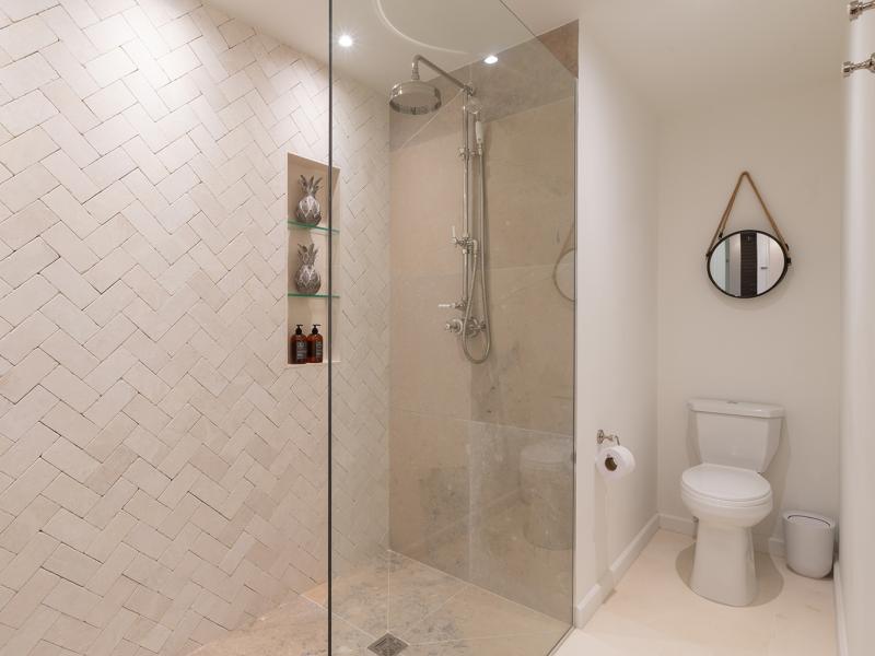 Coral Cove 9 - 'Beachi' - Beachfront , Beachfront villas Barbados , Coral Cove , Paynes Bay , St James , West Coast Barbados 