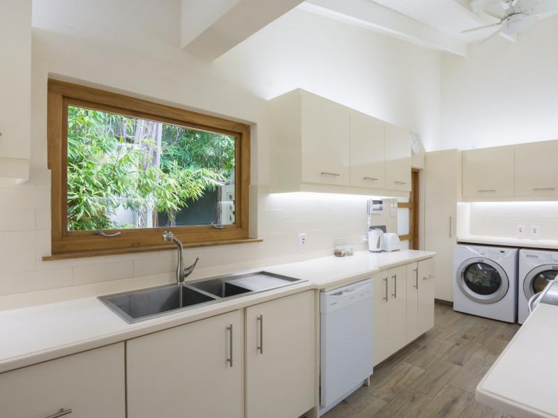 Thespina - Beachfront , St James 