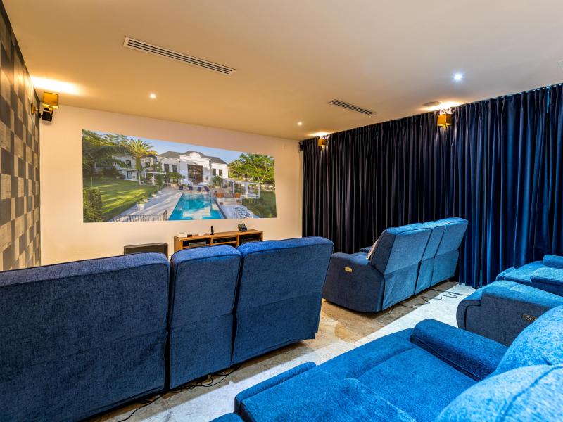 Villa Du Cacique , Casa de Campo 