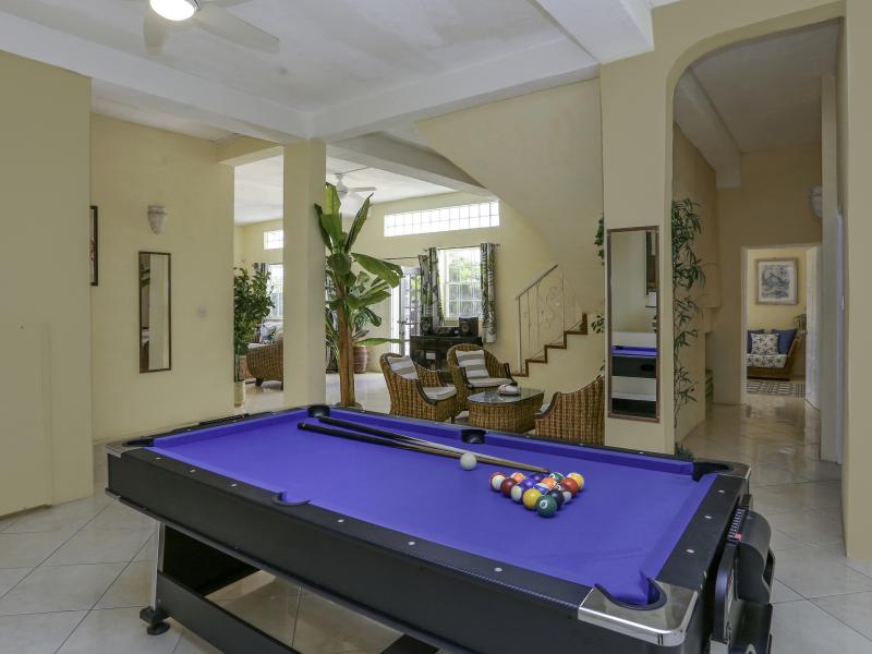 Villa Decaj , Cap Estate 