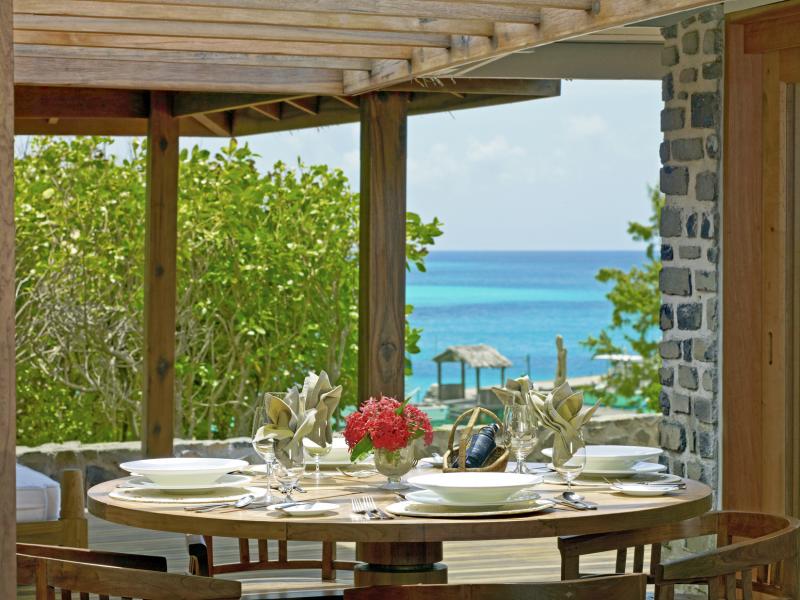 Petit St Vincent , Petit St Vincent 