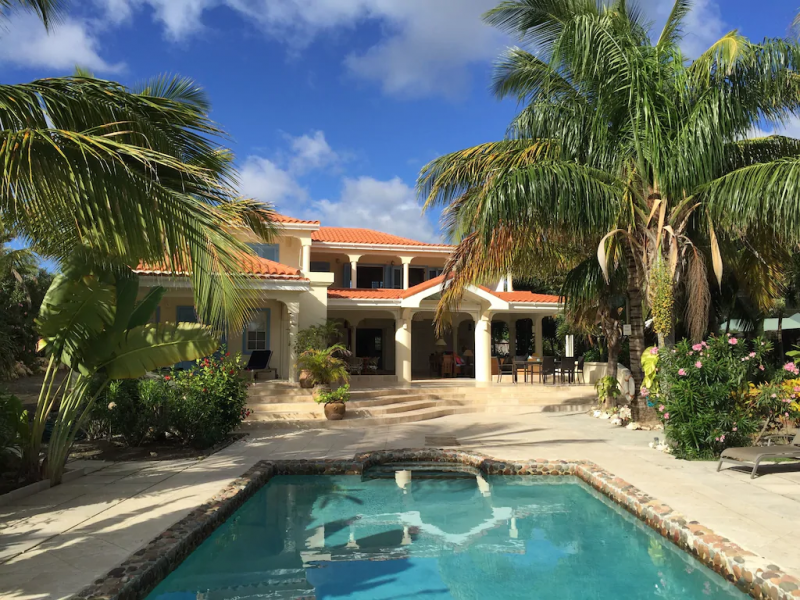 Bay House , Dieppe Bay 