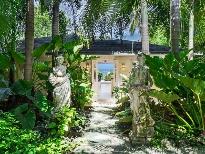 Leamington Beach Cottage , Beachfront villas Barbados , Speightstown , St Peter , West Coast Barbados 