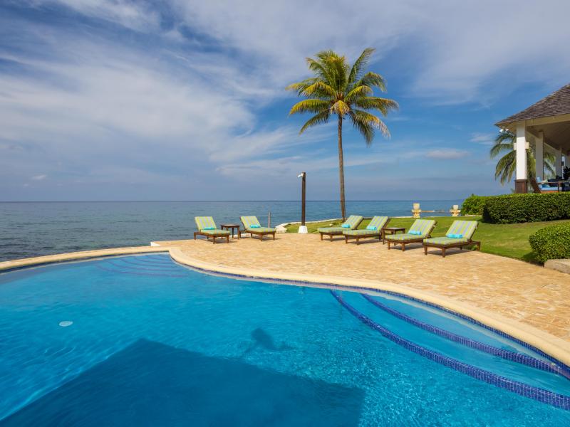 Karma Bay , Montego Bay 