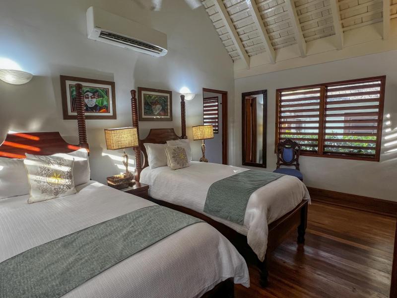 Karma Bay , Montego Bay 