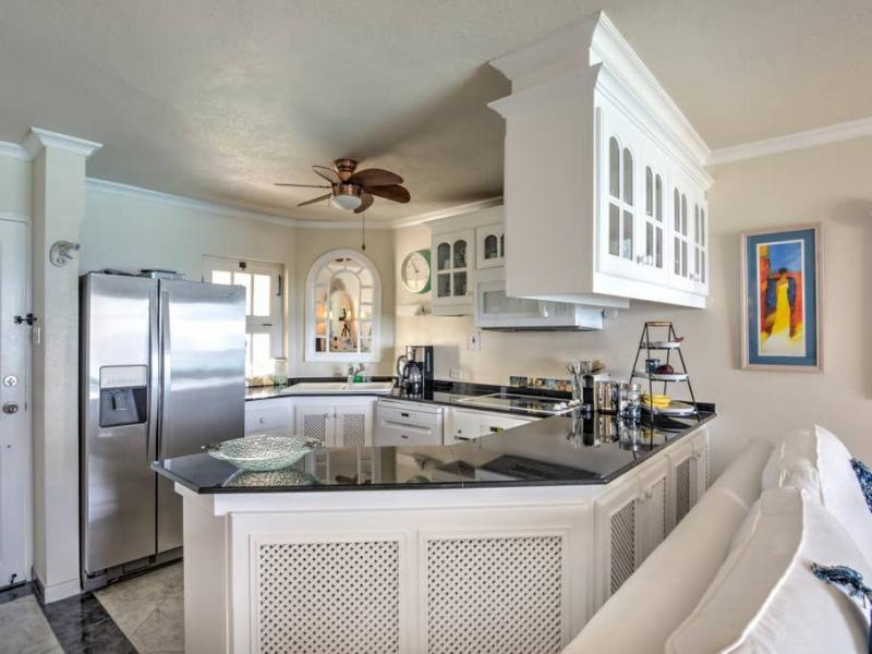 Reeds House 11 - Beachfront Penthouse , Beachfront villas Barbados , Reeds Bay , Reeds House , St James , West Coast Barbados 