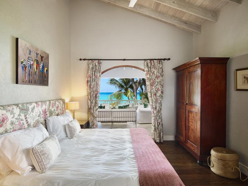 La Paloma - Beachfront , Beachfront villas Barbados , Fitts Village , St James , West Coast Barbados 