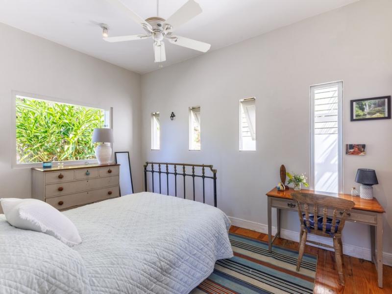 Nirvana. Tortola , Tortola 