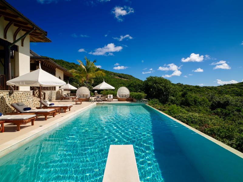 Big Blue Ocean Villa , Charlstown 