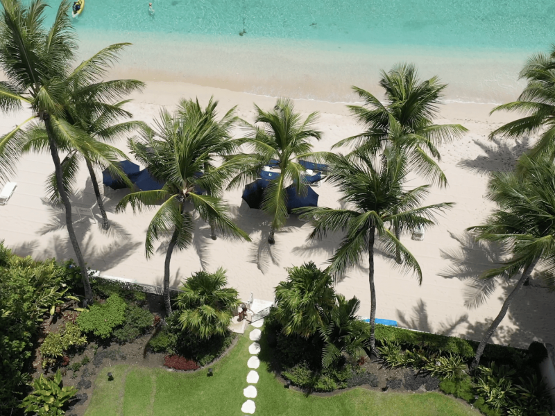 Smugglers Cove 5 , Beachfront villas Barbados , Paynes Bay , St James , West Coast Barbados 