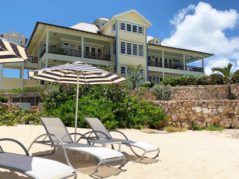 Villa Santosha , Long Bay 