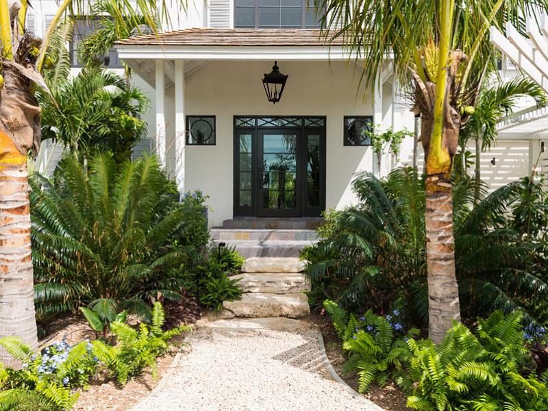 Saving Grace , Grace Bay 