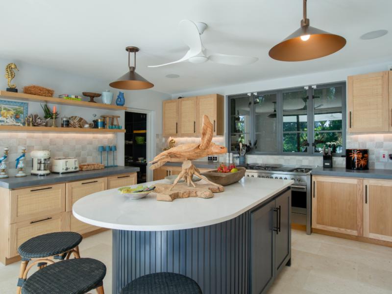 Seastar House and Cottage , 