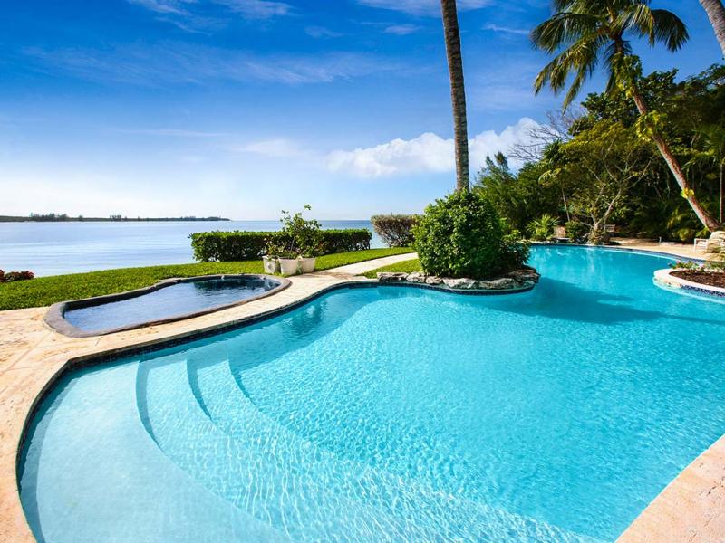 Serendip Cove Private Estate , Lyford Cay , Nassau 