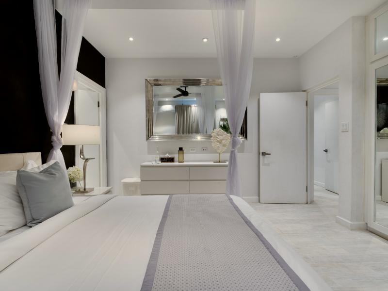 Solaris Beach House - Beachfront , Reeds Bay , West Coast Barbados 