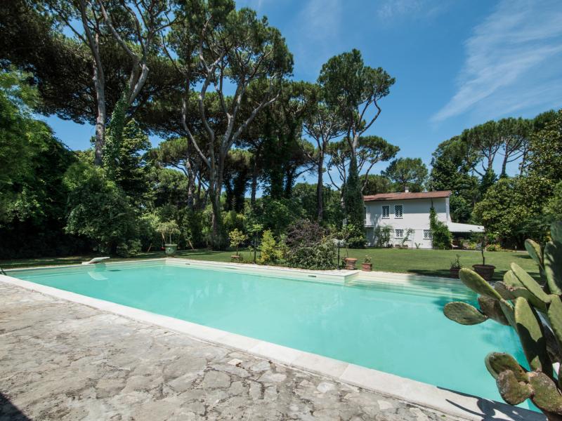Villa Versilia , Tuscany 