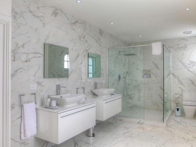 The Villa at The St James , Beachfront villas Barbados , Paynes Bay , St James 