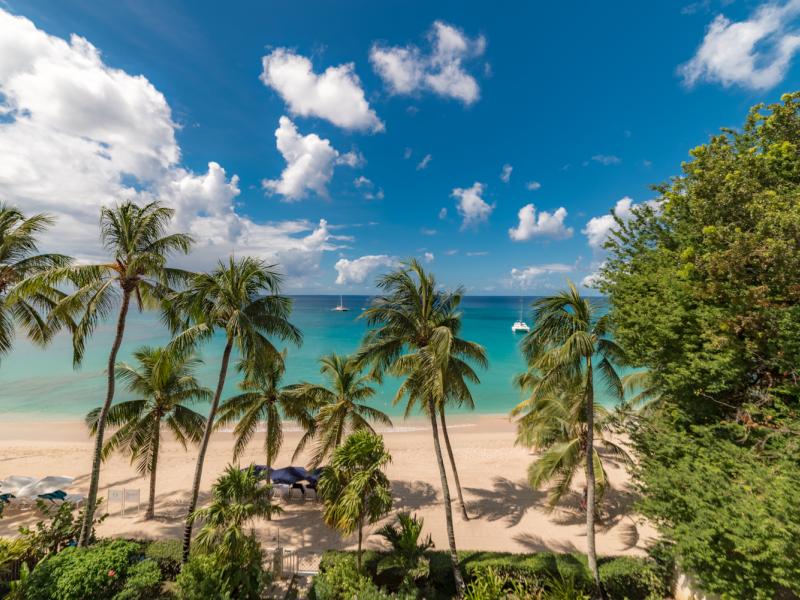 Smugglers Cove 6 , Beachfront villas Barbados , Paynes Bay , St James , West Coast Barbados 