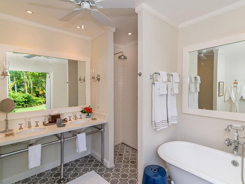 Almond Hill , Montego Bay 