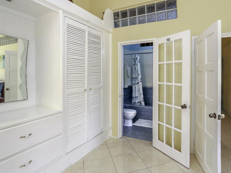 Villa Decaj , Cap Estate 