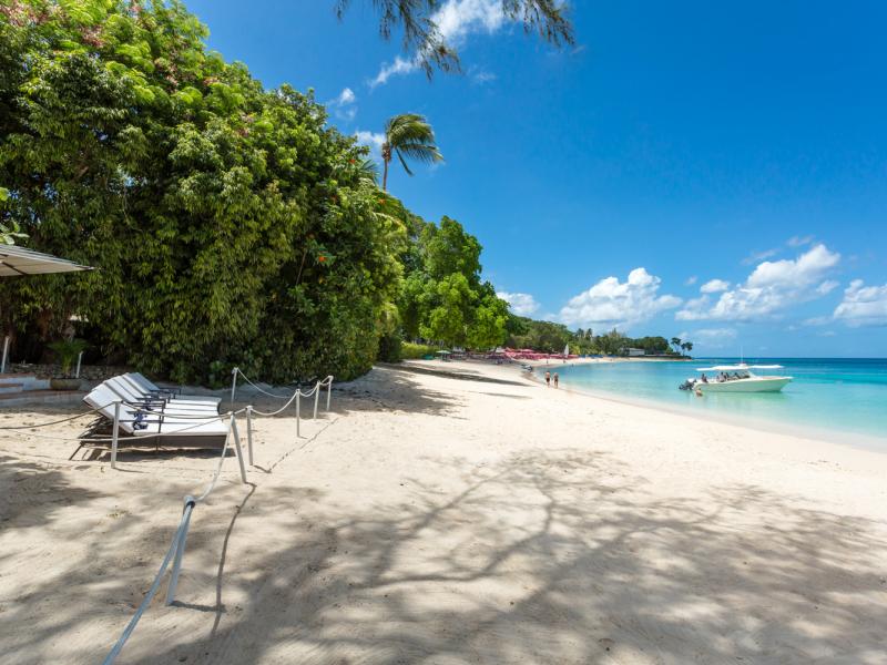 Sandy Lane Beach -Bluff House & Cottage , Beachfront villas Barbados , Sandy Lane Beach , Sandy Lane Estate , St James , West Coast Barbados 