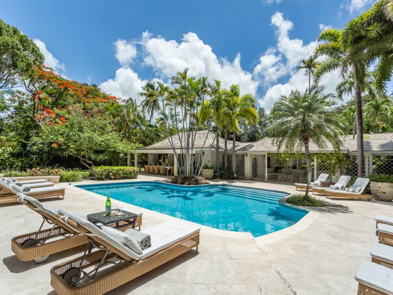 Sandy Lane Beach -Bluff House & Cottage , Beachfront villas Barbados , Sandy Lane Beach , Sandy Lane Estate , St James , West Coast Barbados 