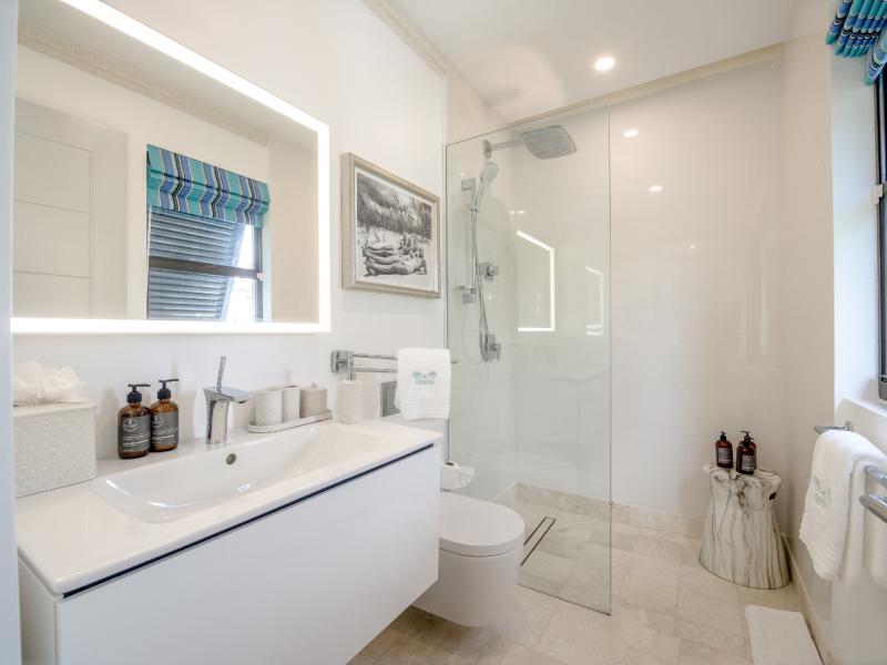 Dolphin Beach House - beachfront , Beachfront villas Barbados , Fitts Village , St James , West Coast Barbados 