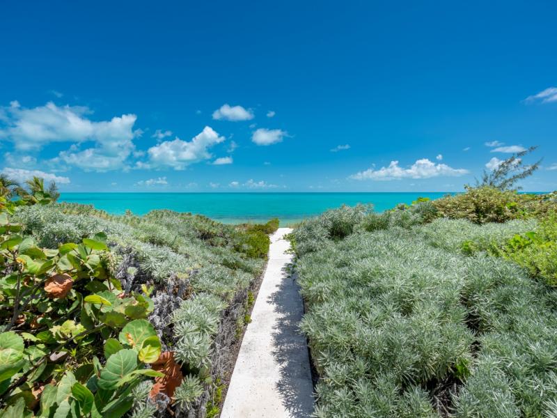 Villa Hyperion , Long Bay 