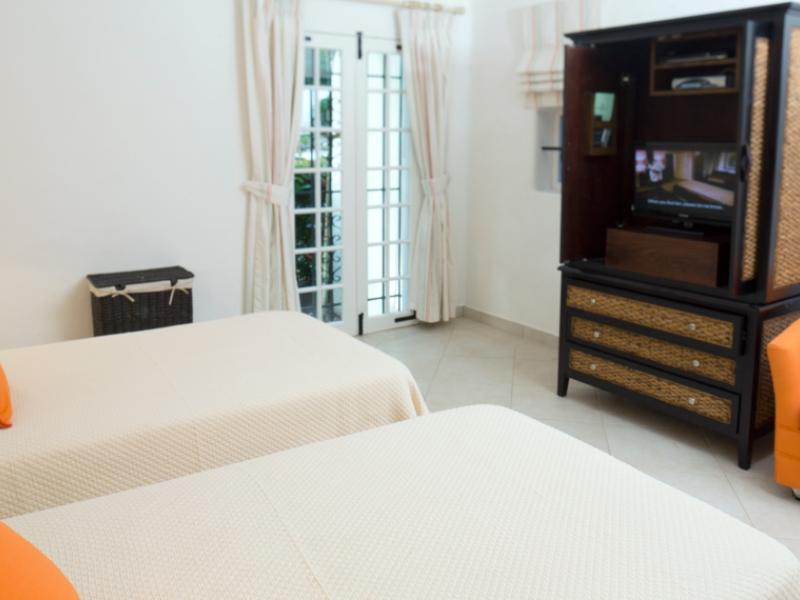 Royal Glitter Bay Apartments , Glitter Bay , Porters , St James , West Coast Barbados 