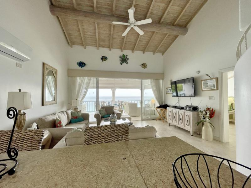 Villas on the Beach 403 , Beachfront villas Barbados , Holetown , St James , Villas on the Beach, Barbados , West Coast Barbados 