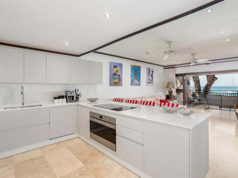 Coral Cove 5 - Shutters , Beachfront villas Barbados , Coral Cove , Paynes Bay , St James , West Coast Barbados 