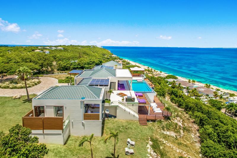 Amandara, Terres Basses