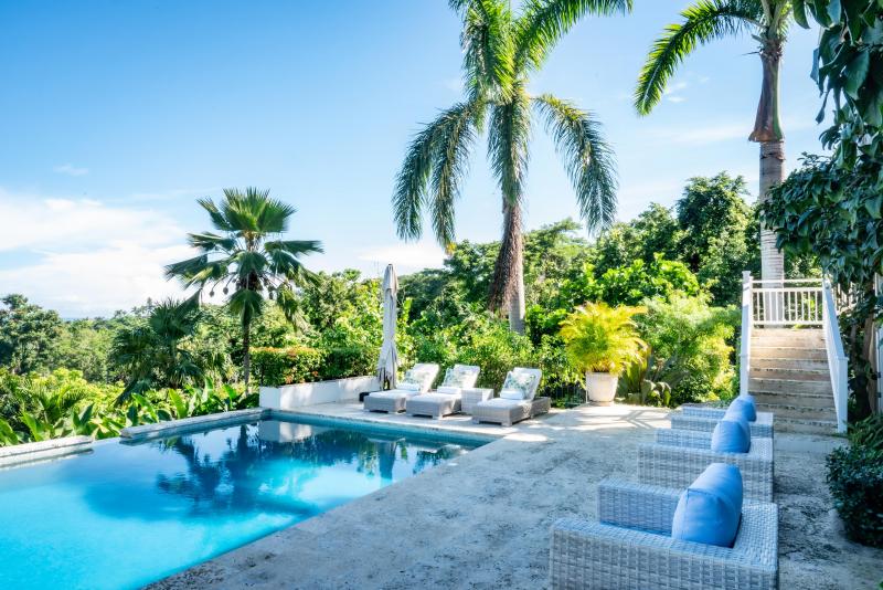 Hanover Windward Gardens